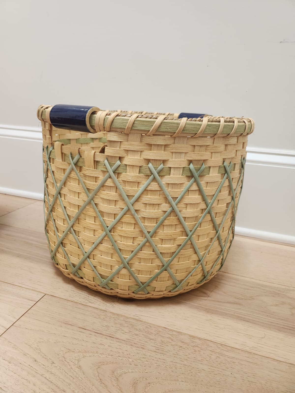 Storage baskets