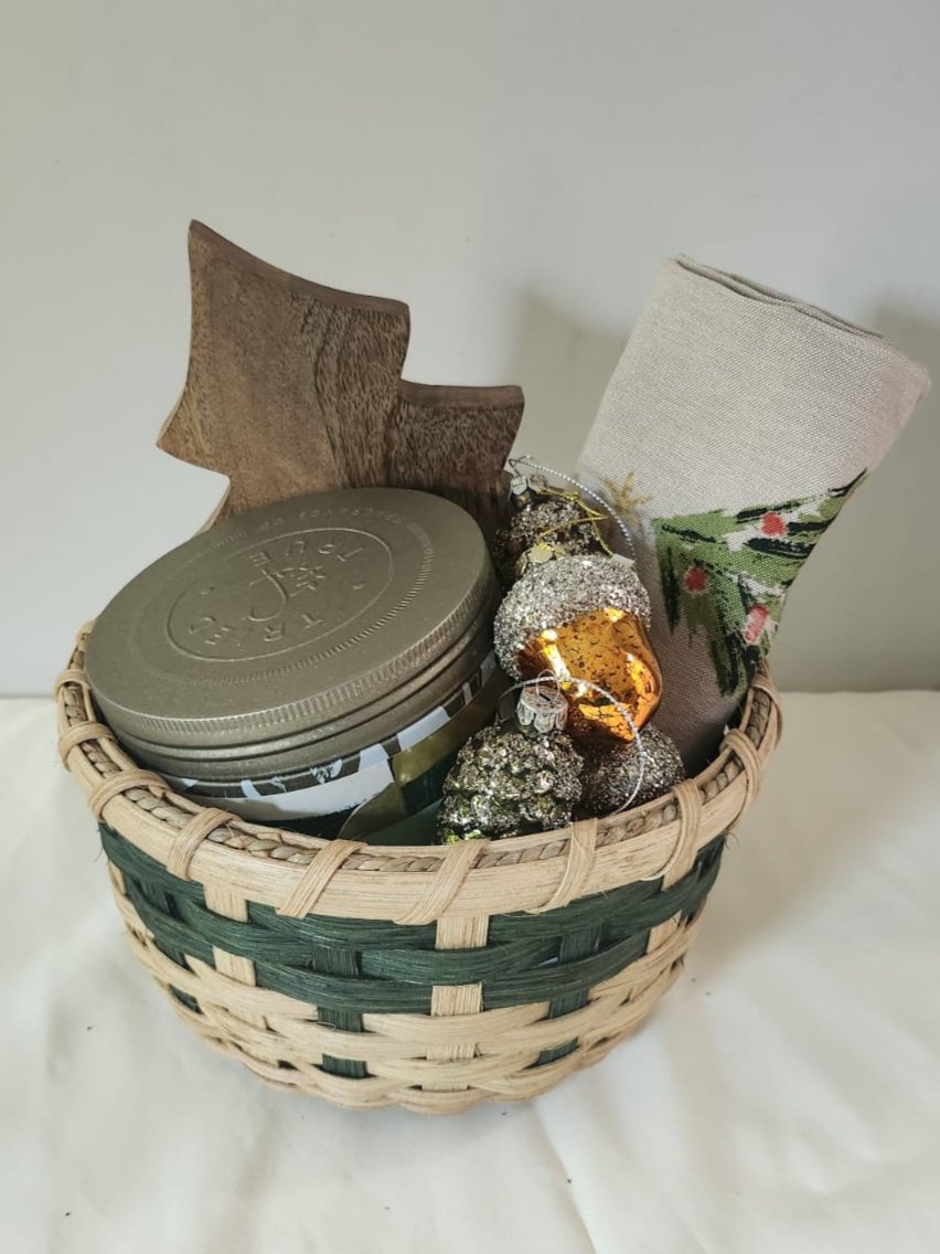 2024 Holiday Gift Basket