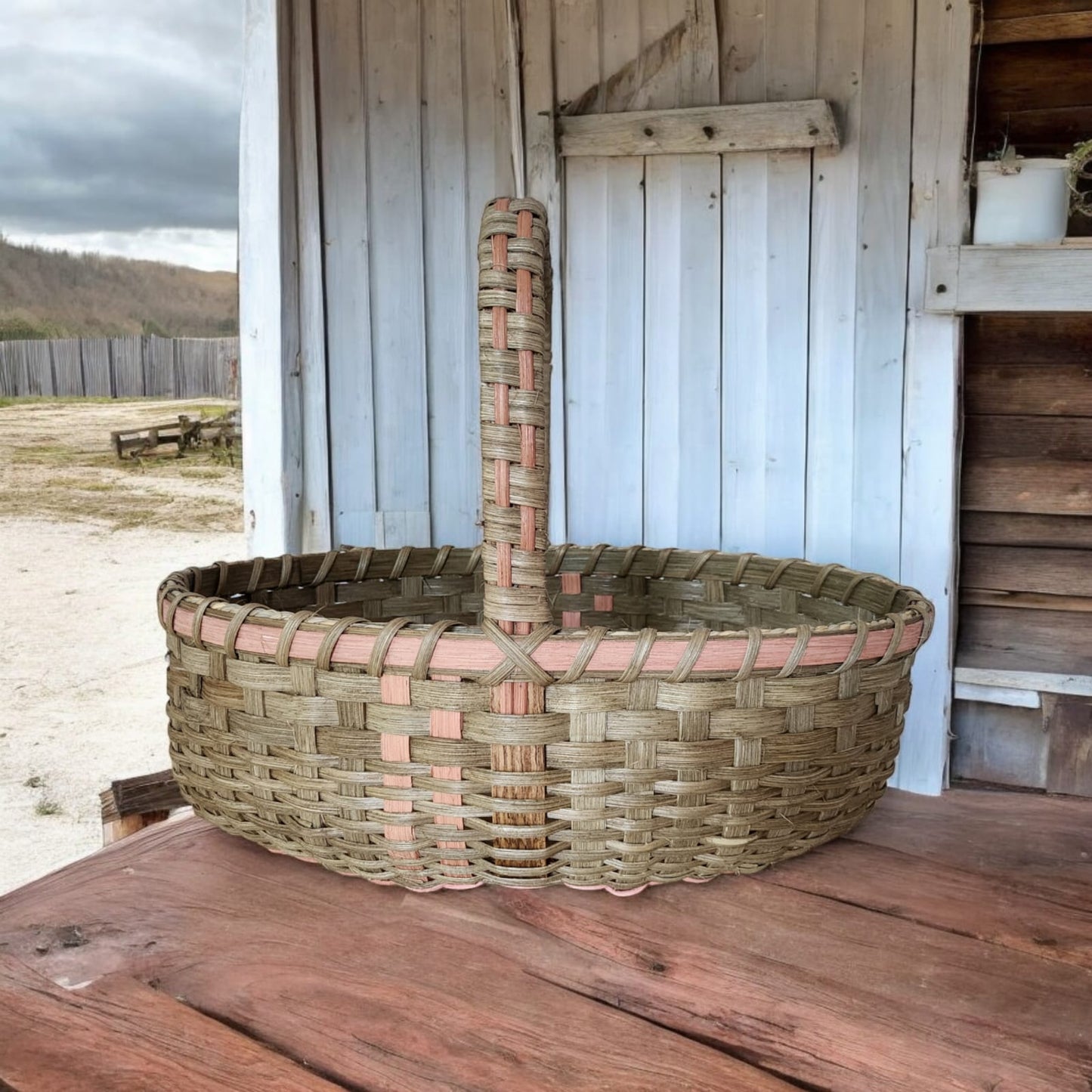 Handle Basket with Braided Rim