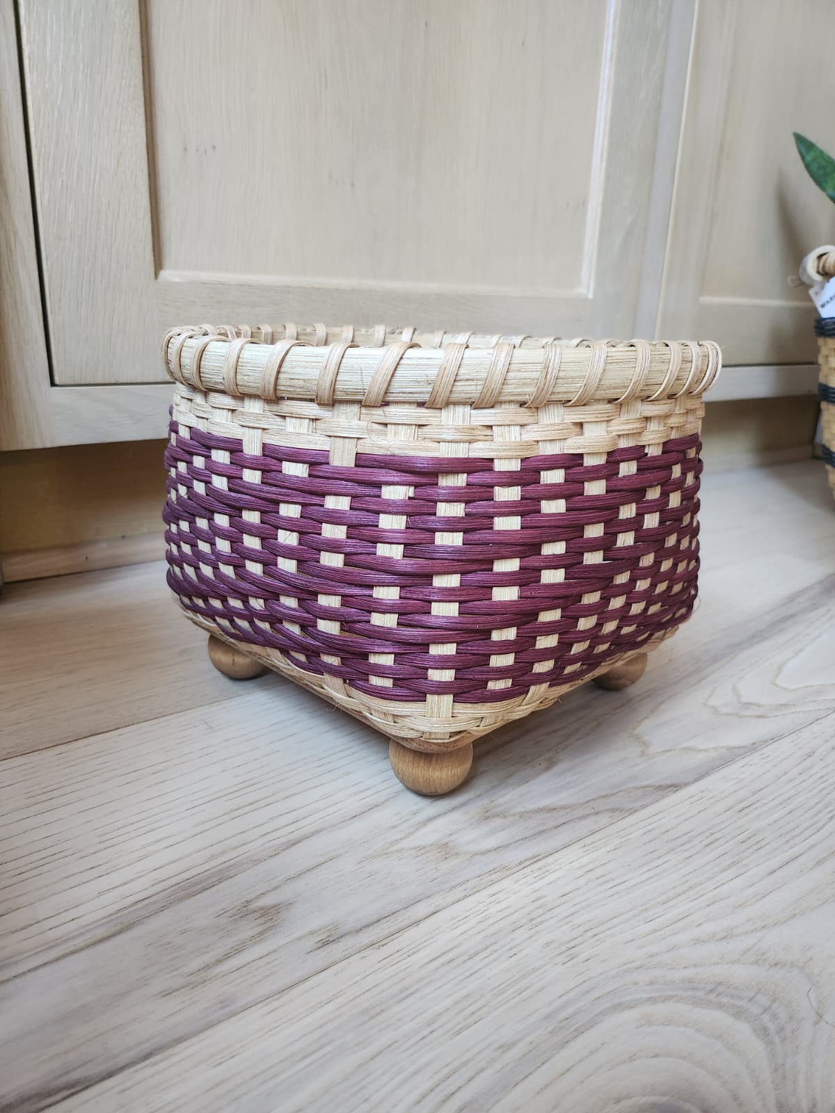 Medium Basket with Base