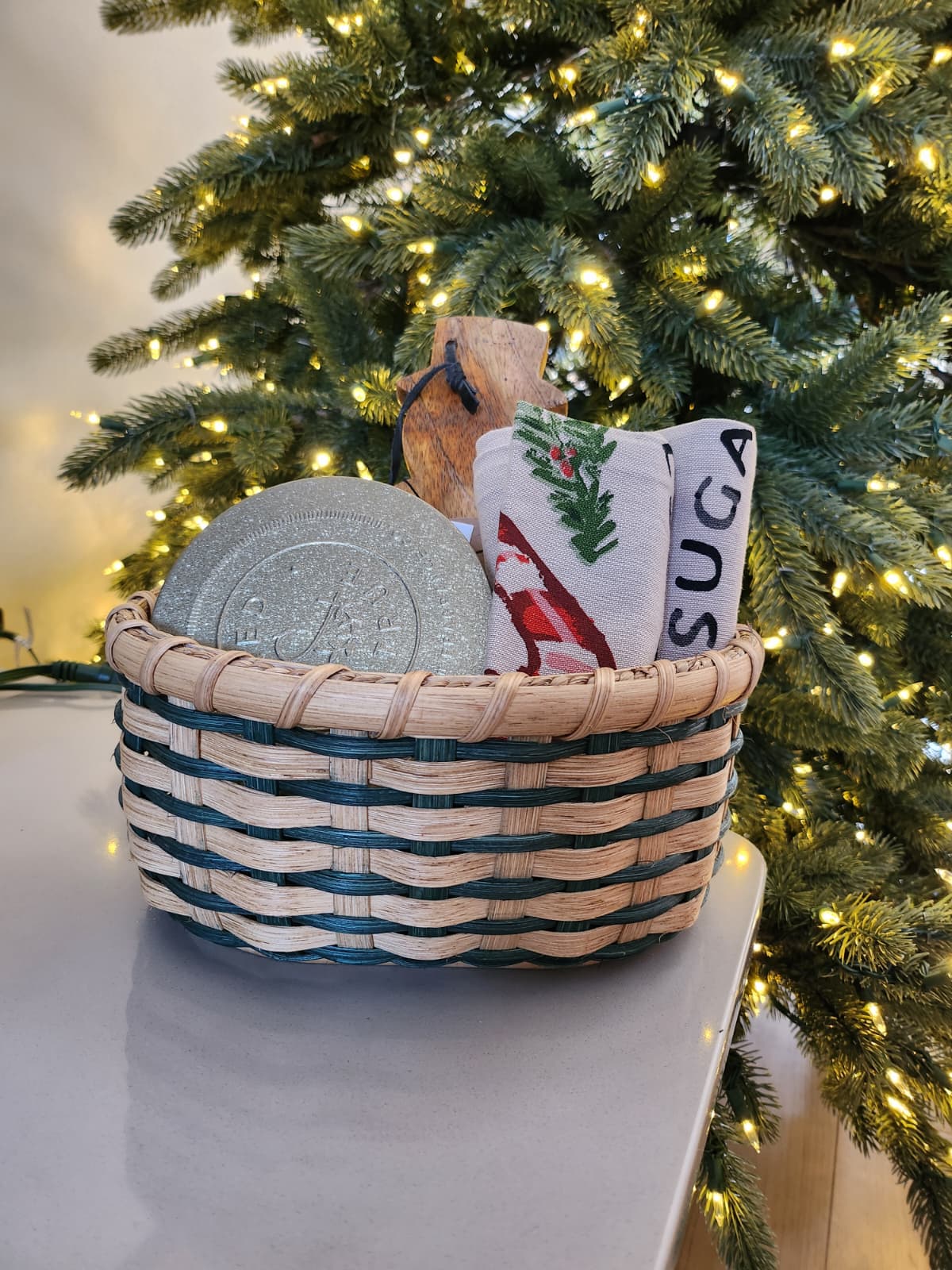 2025 Holiday Gift Basket