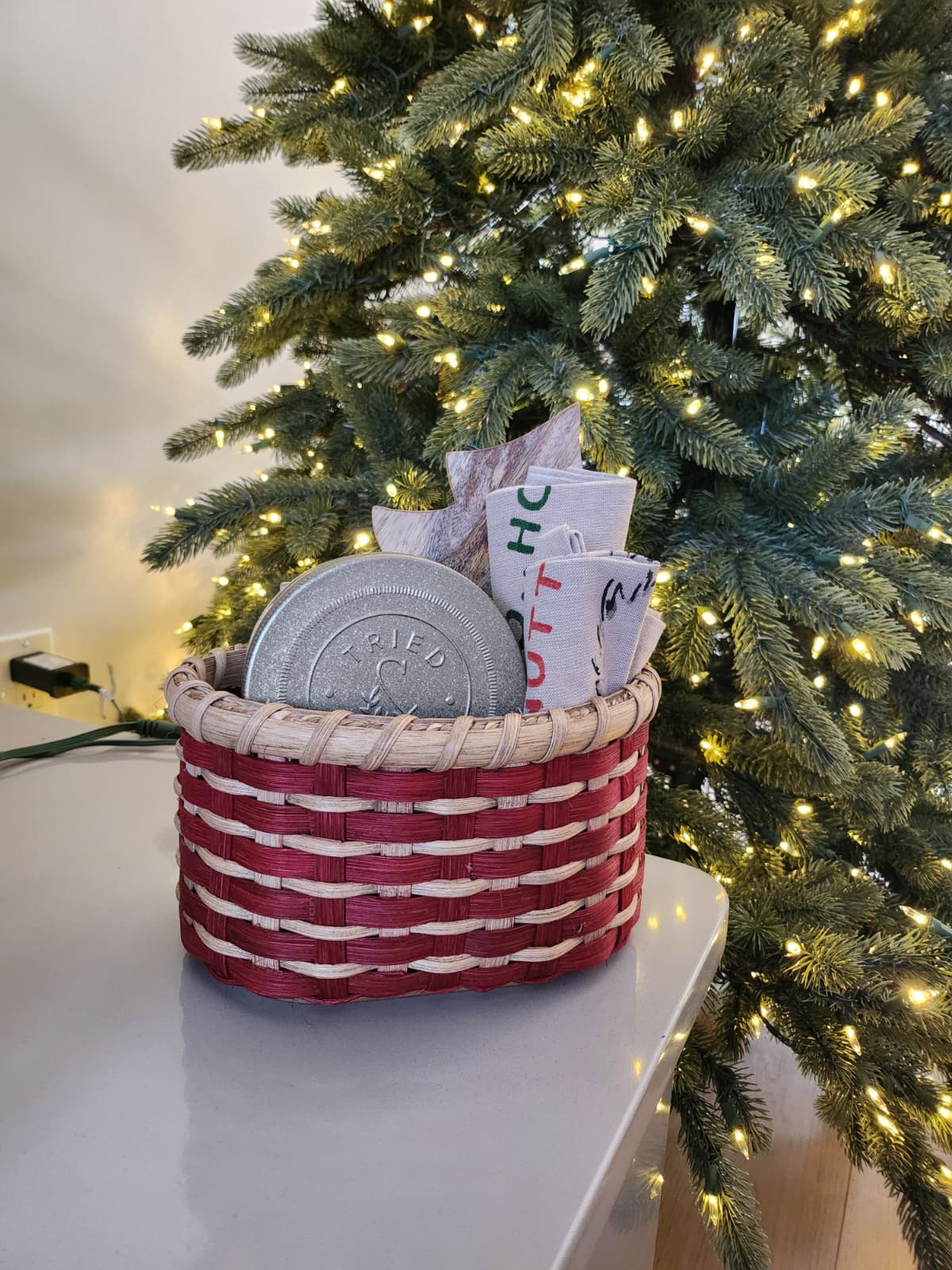 2025 Holiday Gift Basket